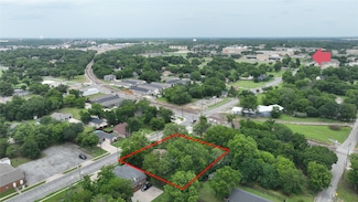 520 E Brockett St, Sherman, TX 75090