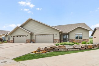 414 Belleview Ct, Spearfish, SD 57783