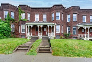 524 Pleasant St Unit D, Holyoke, MA 01040