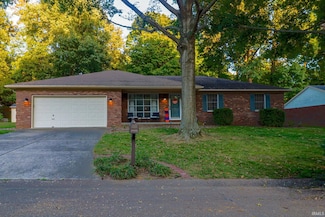 5700 Spring Corner Rd, Newburgh, IN 47630