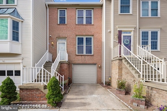 1451 Bluemont Ct, Herndon, VA 20170