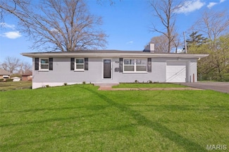 117 Woodstock Rd, Saint Louis, MO 63135