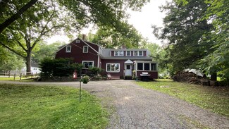 6 Laurel St, Ellsworth, ME 04605