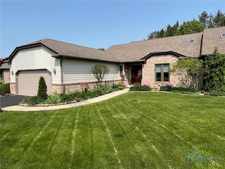 10262 Rue du Lac, Whitehouse, OH 43571