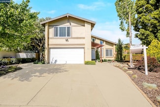 118 Raven Ct, Hercules, CA 94547