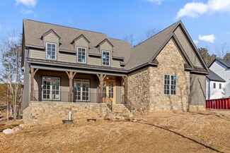8293 Mountain Laurel Trail, Signal Mountain, TN 37377