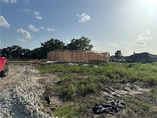 10474 Whiskey River Rd, Bryan, TX 77808
