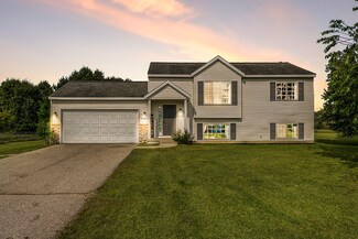 4925 Whitefish Woods Dr Unit 2, Pierson, MI 49339
