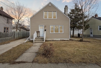 116 N Pine St, Janesville, WI 53548