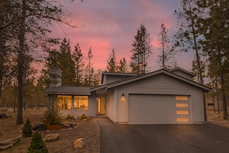 17896 Flat Top Ln Unit 6, Sunriver, OR 97707