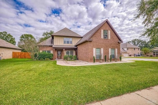 887 Legacy Oaks Dr, Pensacola, FL 32514