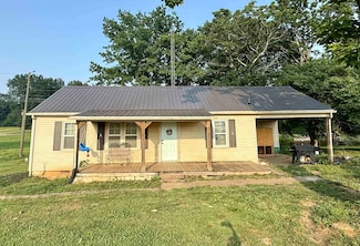 720 Smith Ln, Tuscumbia, AL 35674