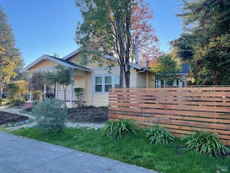 590 S Dora St, Ukiah, CA 95482
