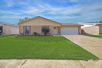 16923 Clan Macgregor Dr, Houston, TX 77084
