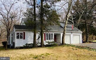 77 Black Rd, Pilesgrove, NJ 08098
