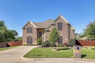 501 Pine Island Cir, Mansfield, TX 76063