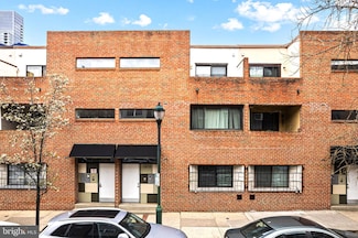 1215 South St Unit C, Philadelphia, PA 19147