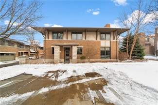 1393 Slate Ct, Cleveland, OH 44118