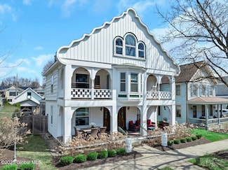 149 Union Ave, Saratoga Springs, NY 12866