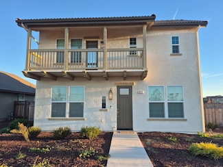 670 Bikle Dr, King City, CA 93930