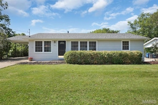 114 Macarthur St, New Haven, MO 63068
