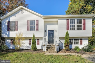 932 Crystal Rock Rd, Lusby, MD 20657