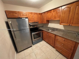 4271 NW 5th St Unit 127, Plantation, FL 33317