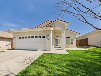 4907 Briarcrest Dr, Pueblo, CO 81005