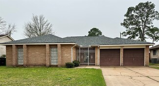 10919 Stroud Dr, Houston, TX 77072