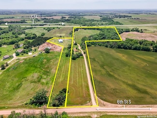 33601 W 6th St S, Garden Plain, KS 67050