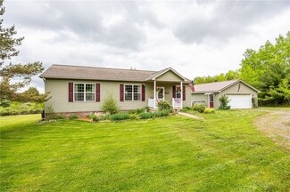 9295 Keuka Highland Dr, Hammondsport, NY 14840