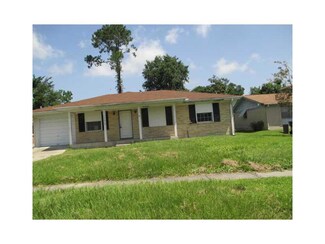 13019 Calais St, New Orleans, LA 70129
