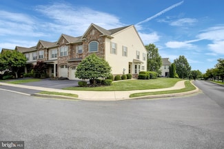 447 Nursery Dr N, Mechanicsburg, PA 17055