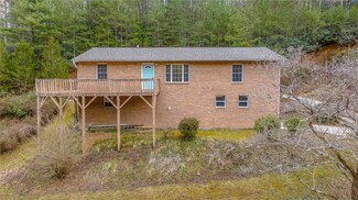 218 Gap Creek Rd, Marietta, SC 29661