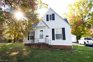 4258 Bluestone Rd, Cleveland, OH 44121