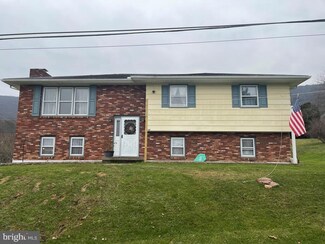 304 Logan Ave, Lock Haven, PA 17745