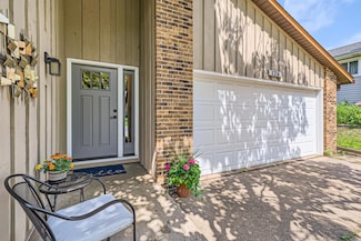 126 Maryknoll Dr, Stillwater, MN 55082