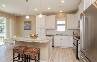 11596 Parkside Ln N, Champlin, MN 55316