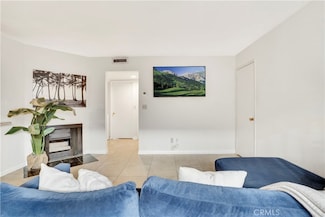 9038 Orion Ave Unit 107, North Hills, CA 91343