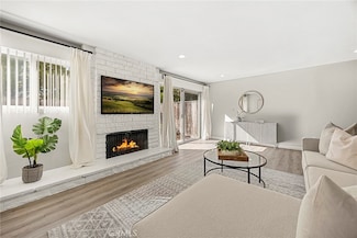28 Brisbane Way, Irvine, CA 92612
