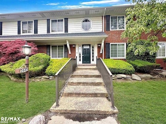 2449 #31 Mulberry, Bloomfield Hills, MI 48302