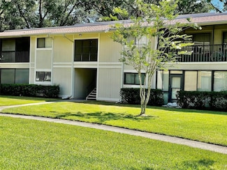 6012 Laketree Ln Unit A, Temple Terrace, FL 33617