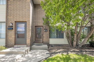 6112 W Port Ave Unit B10, Milwaukee, WI 53223