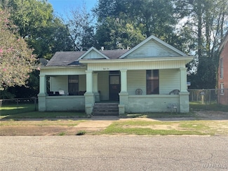 810 Minter Ave, Selma, AL 36701