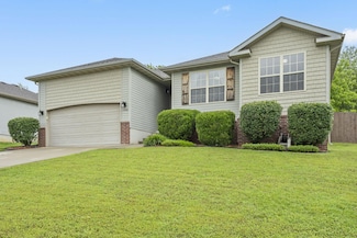 1206 S Solaira St, Ozark, MO 65721