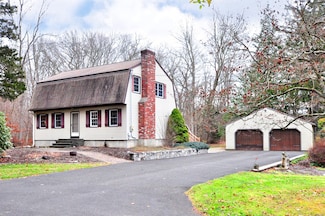 913 Jeremy Swamp Rd, Southbury, CT 06488