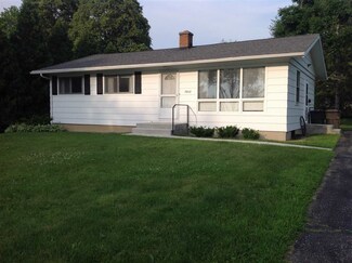 5017 Spaanem Ave, Madison, WI 53716