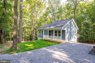 311 Mountain Dew Ln, Harpers Ferry, WV 25425