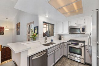 1230 Franciscan Ct Unit 4, Carpinteria, CA 93013