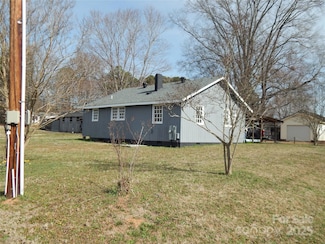 915 N Chapel St, Landis, NC 28088